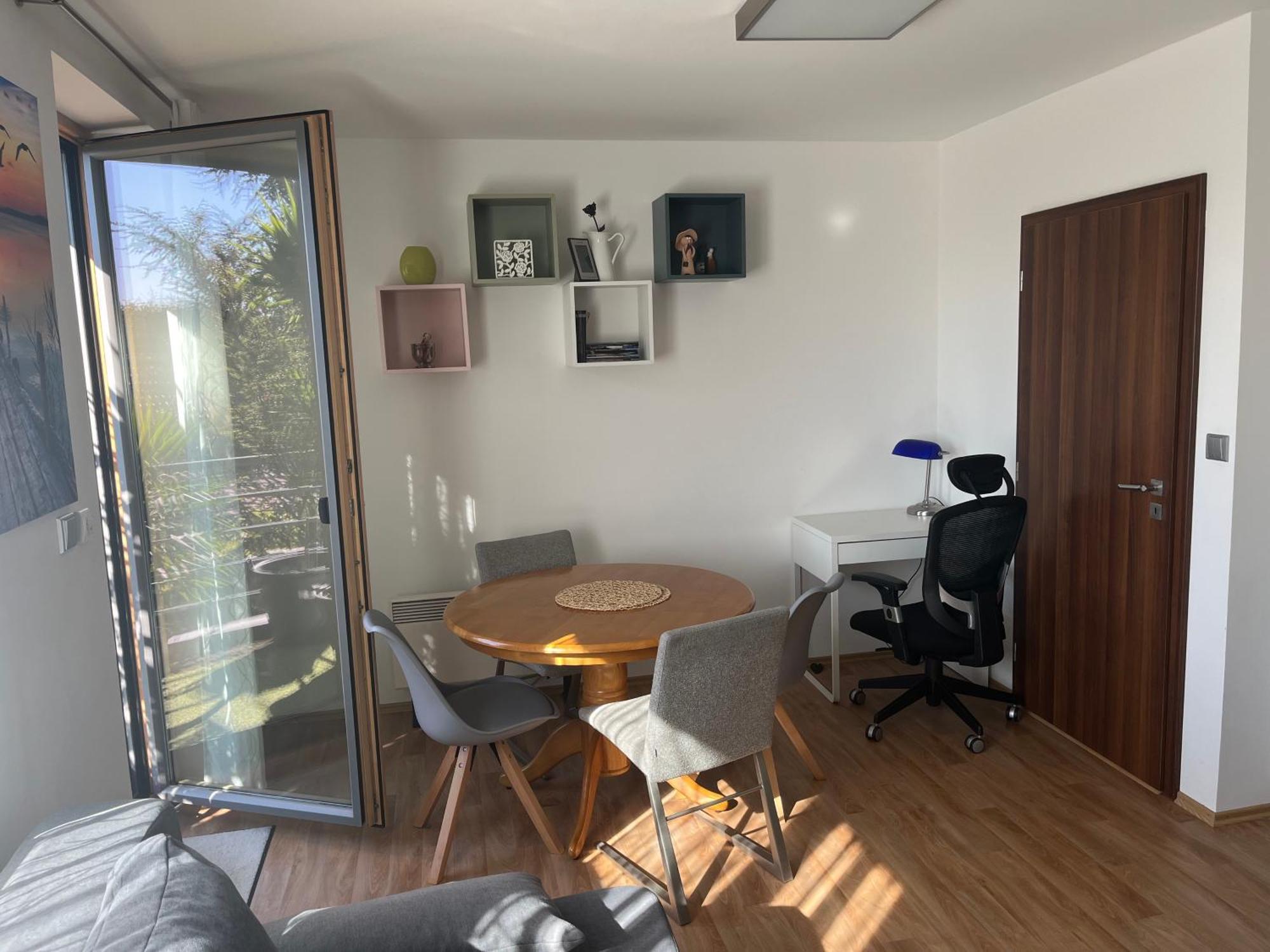 Apartman S Wellness Sluzbami Cercany Exterior foto